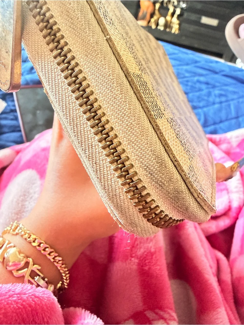 Louis Vuitton Damier Azur Zip Wallet in Light Beige and Cream